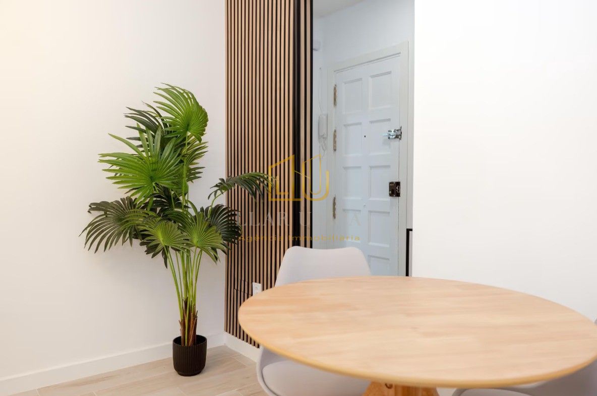 imagen de entrada piso en venta vilanova i la geltru